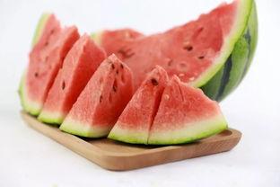 夏季吃瓜广告语,尽享清凉“瓜”界盛宴