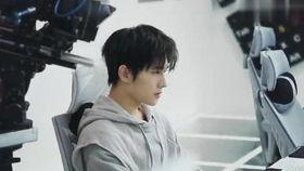 穿越民国吃瓜看戏29,穿越时空的吃瓜看戏之旅